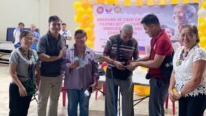Mahigit 170 na Octogenarians at Nonagenarians sa Borongan City, tumanggap ng cash aid