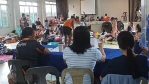 Mahigit 200 na pamilya sa Eastern Samar, lumikas bunsod ng pagbaha na dala ng Shear Line